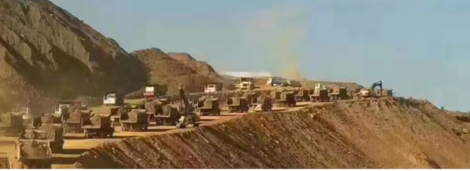 SGT tipper fleet on a mine haul road